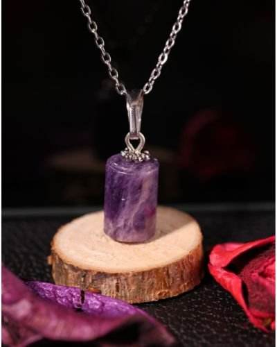 Solitaire pendant